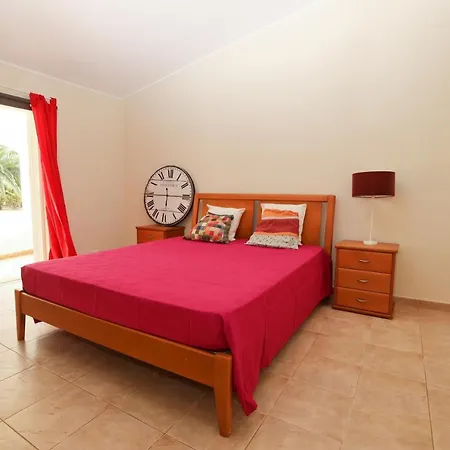 فيلة Golfinho In Alvor With 5 Bedrooms *