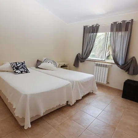 Golfinho In Alvor With 5 Bedrooms * ポルティマン